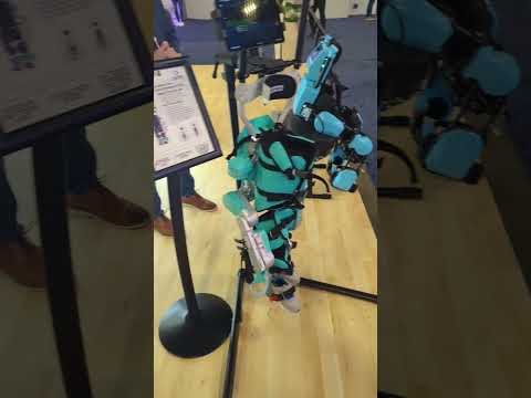Cosmo Robotics Exoskeleton #ces2025 #aggressivefun